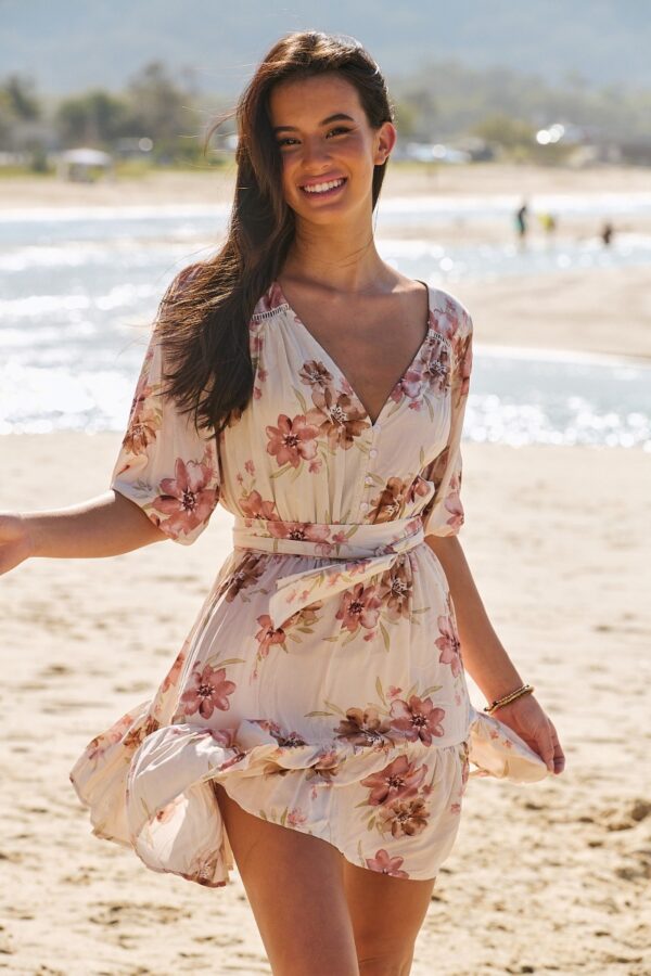 Jaase Dhalia Love Story dress in front position with movement