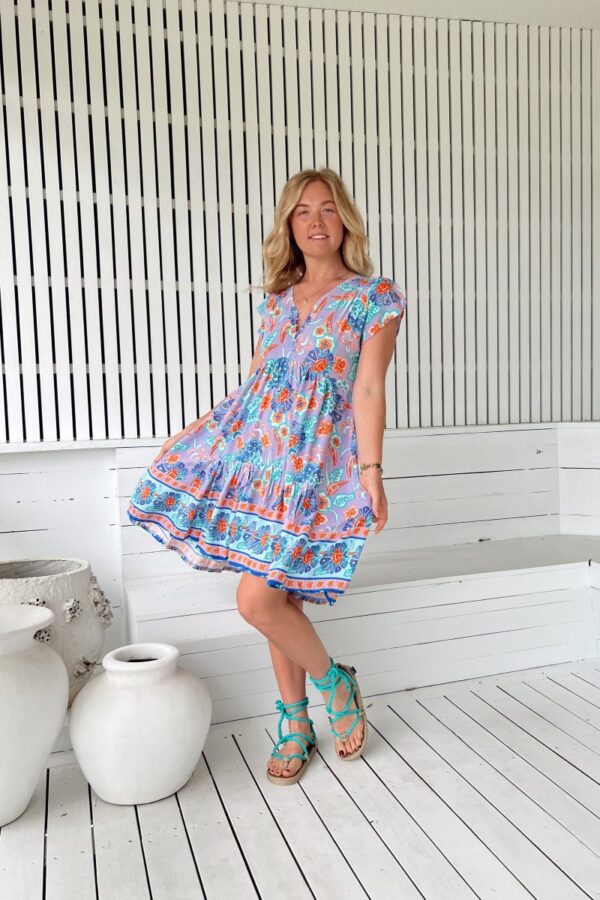 Vestido de mujer Jaase Tracey en print Daydreamer de tonos malva y naranjas
