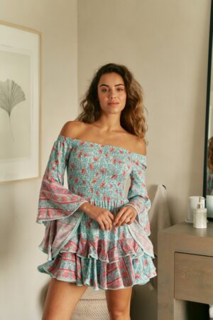 Vista frontal del vestido Jaase Primrose en print Malibú, colección verano 2025