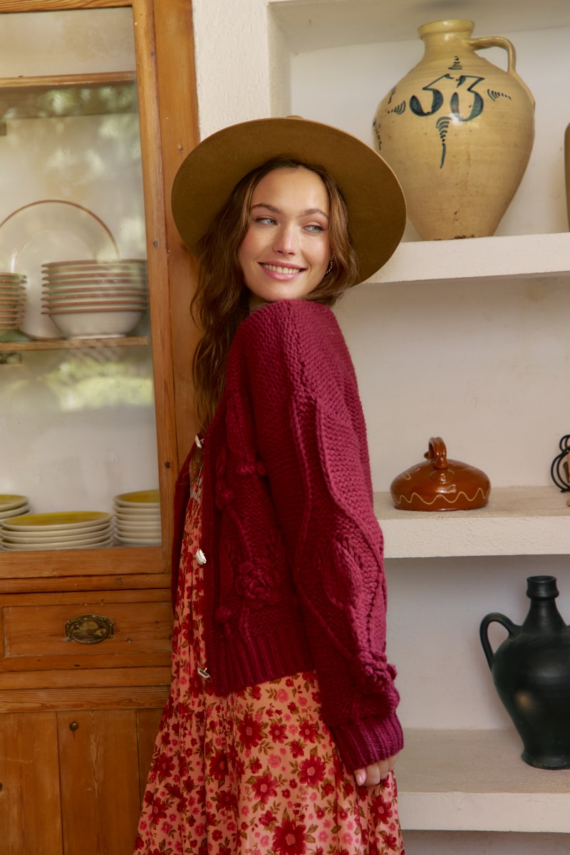 chaqueta jaase maroon cozy perfil