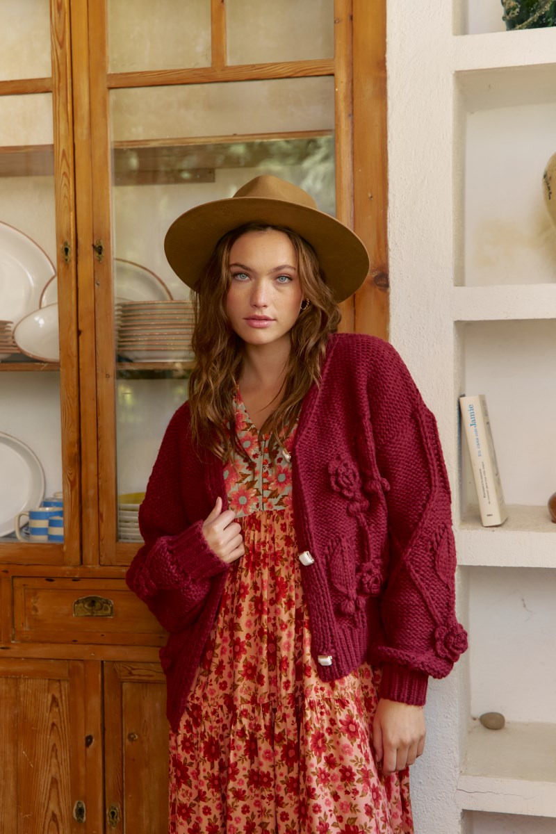 chaqueta jaase maroon cozy portada