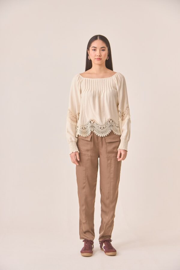 nekane embroidered blouse arctu frontal