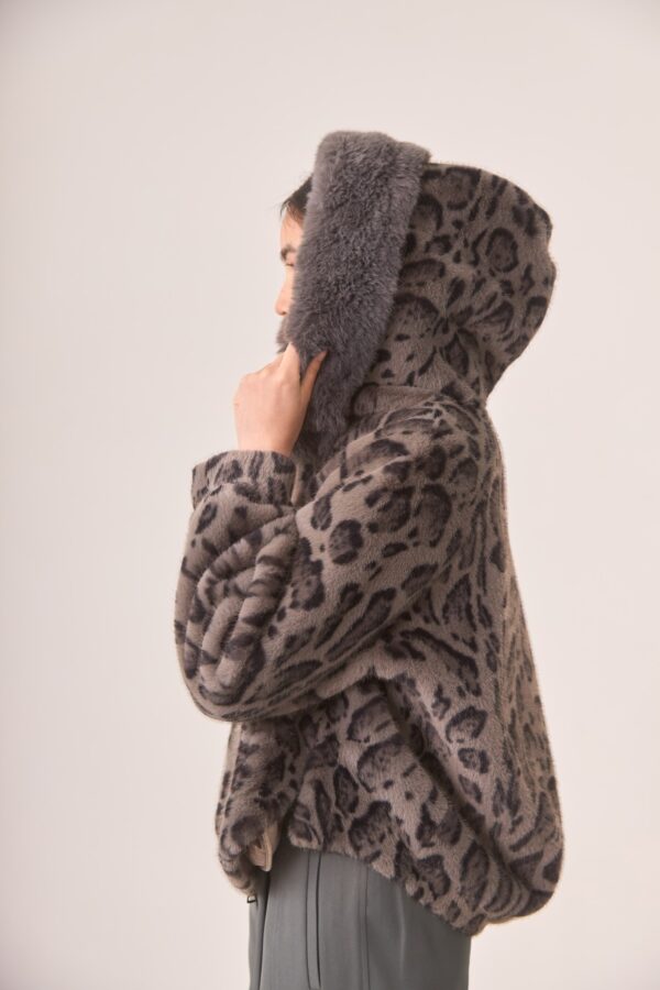 nkn nekane short animal print hooded coat side