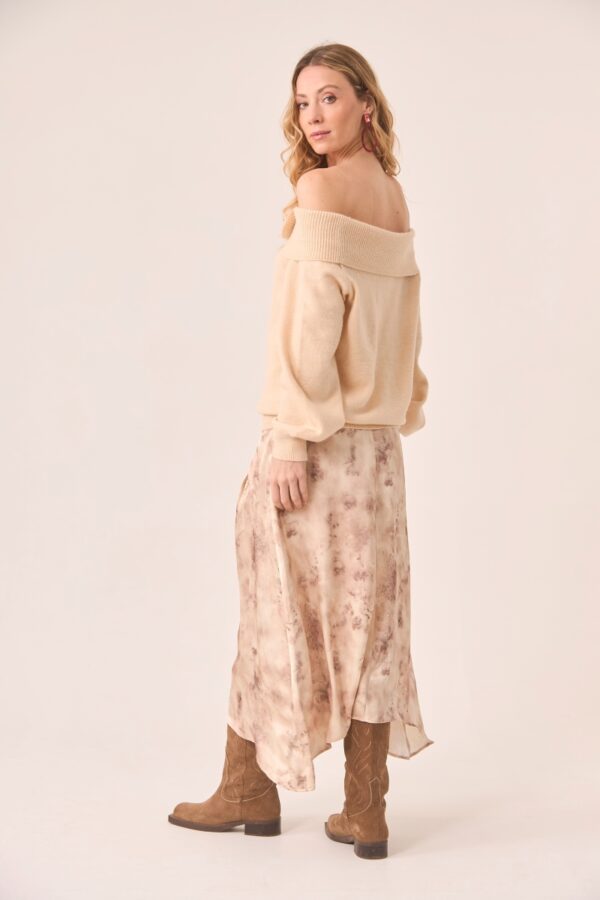 nkn nekane jersey cuello vuelto flores beige espalda