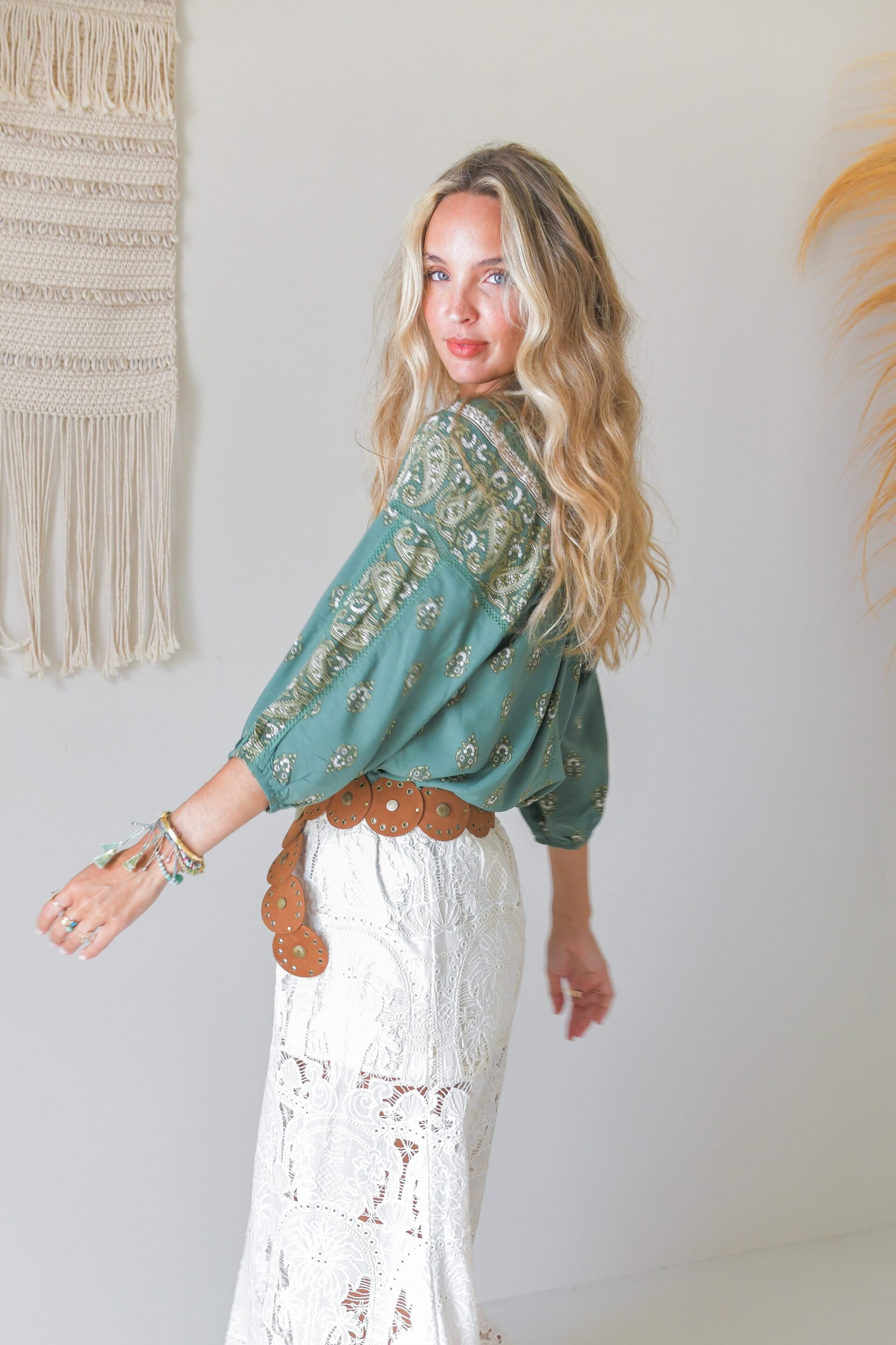 blusa jaase montie viridian perfil